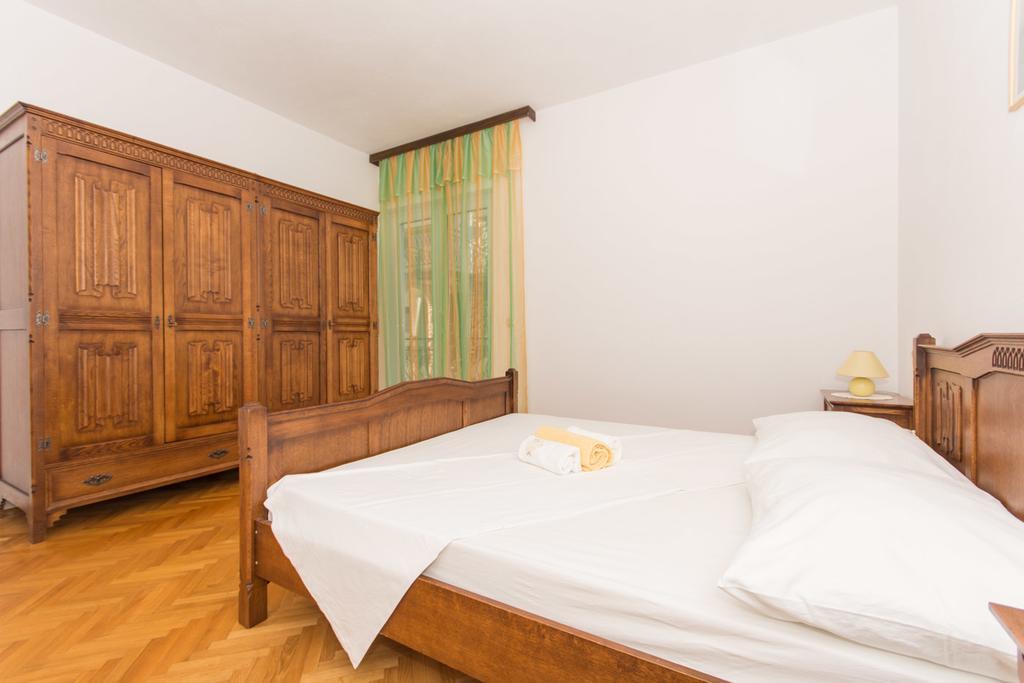 Apartmani Gaube Trogir Exterior foto